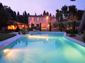 Le Clos des Cyprès Maison d'hôtes de charme - Diner Gourmet & Bien-être